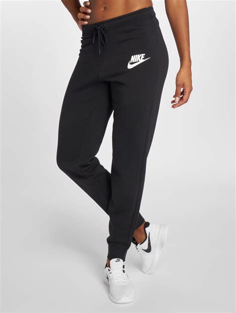 nike jogginghose damen peek und cloppenburg|Elegante Nike Jogginghosen für Damen online shoppen .